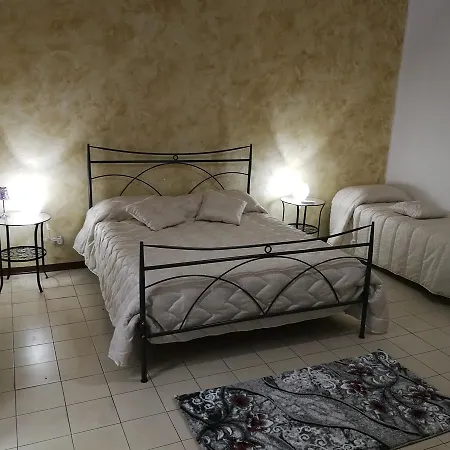 La Casa Di Joseph Catania